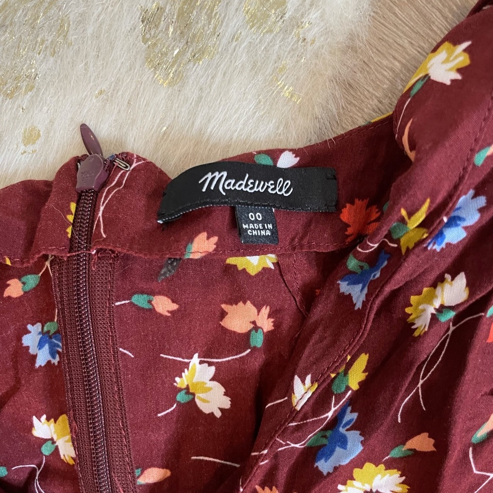 Madewell button-front romper in painted carnations - Picture 4 of 7